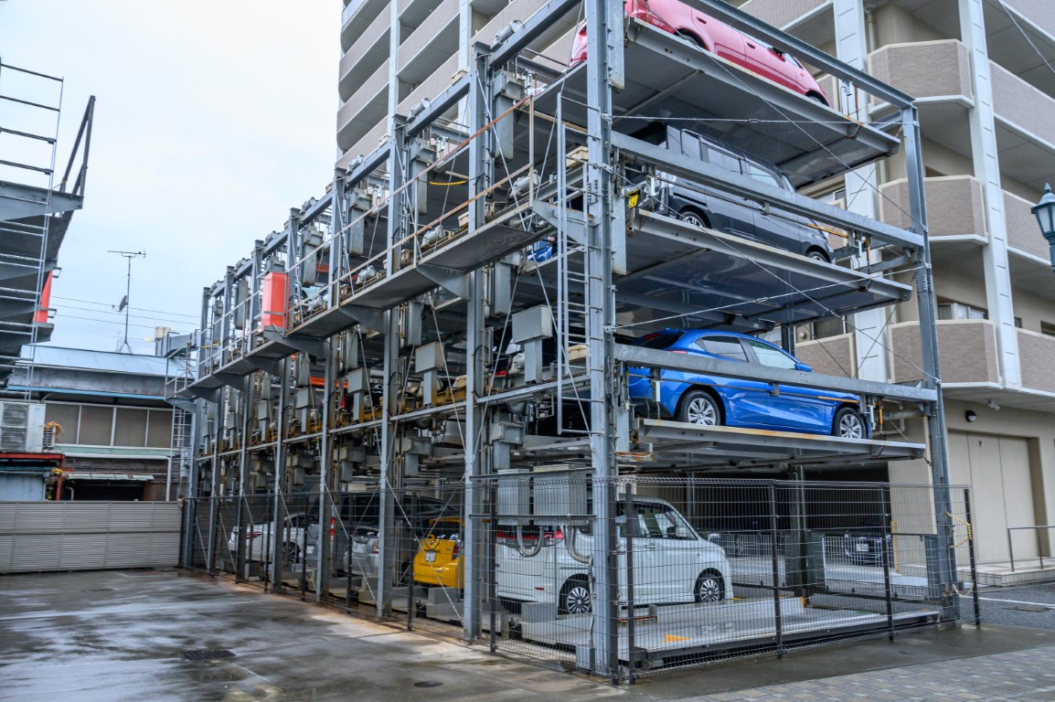 Vertical parking in Japan – November, 27, 019